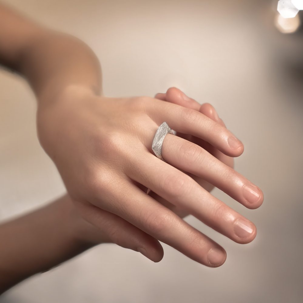 ANELLO FOGLIA